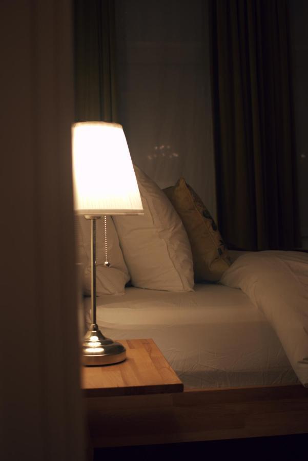 Quiet Apartment In Antwerp Near Parc - B&B Intermezzo - Business & Leisure Bagian luar foto